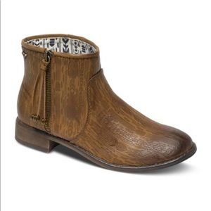 Roxy Ankle Boots \u0026 Booties for Women 
